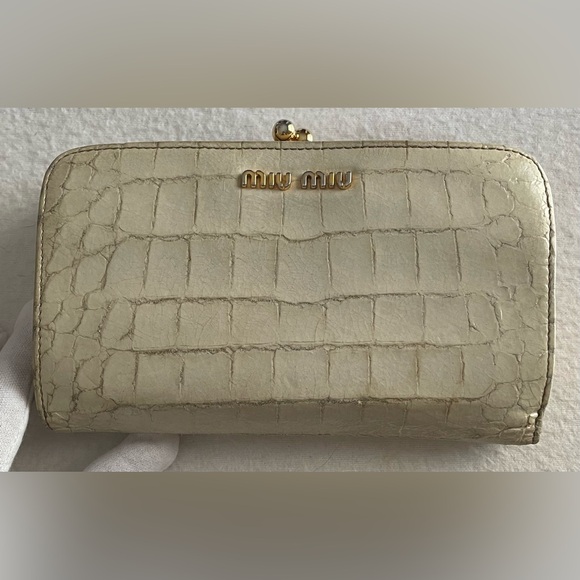 Miu Miu Handbags - Miu Miu Vintage Authentic Cream Crocodile-Embossed Kiss-Lock/Snappy Snap Wallet